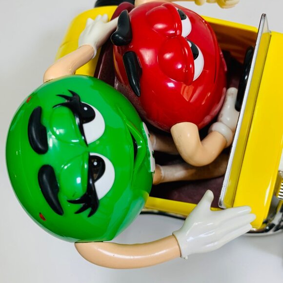 M&M Hot Rod Car Candy Dispenser Collectible Toy Retro Kids Bedroom Decor Vintage - Picture 12 of 16